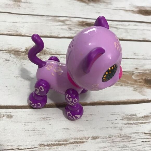 D Zoomer Zupps Safari Zipper Interactive Cheetah Toy cat - Picture 2 of 6